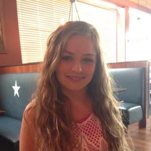 Meet your Posher, Kaitlyn